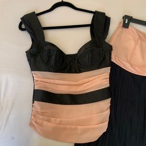 La Perla pink and black corset and pleated skirt set. Size 44